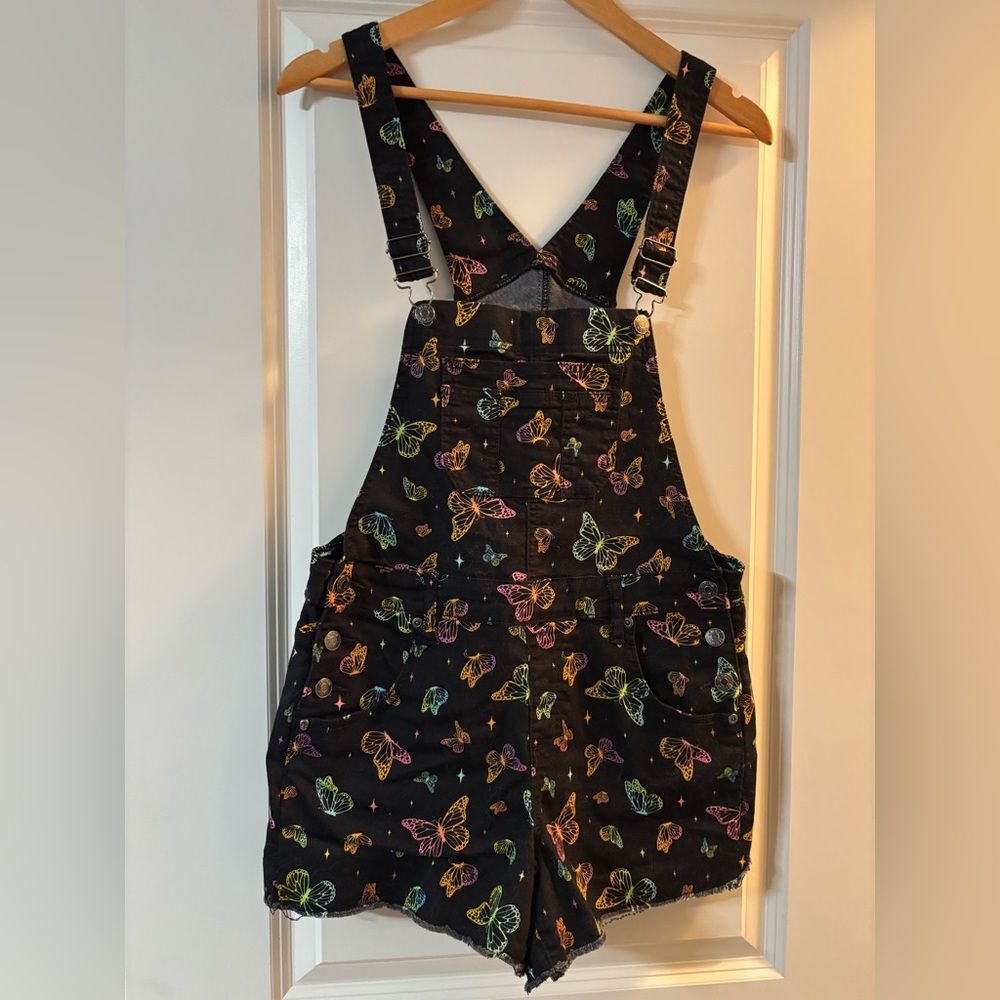 ⭐️ 5 For $25 HT Denim Shortall Butterfly Overalls (S)